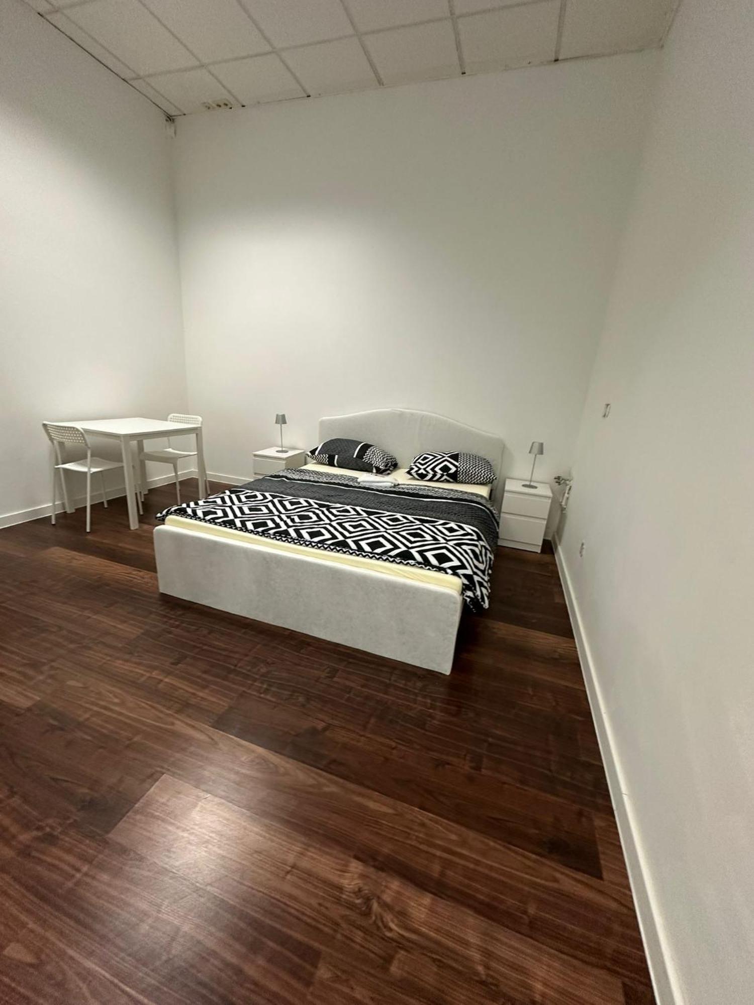Center Hotel ケルン エクステリア 写真